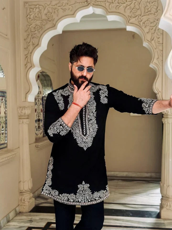 Black kurta set With Embroidery work