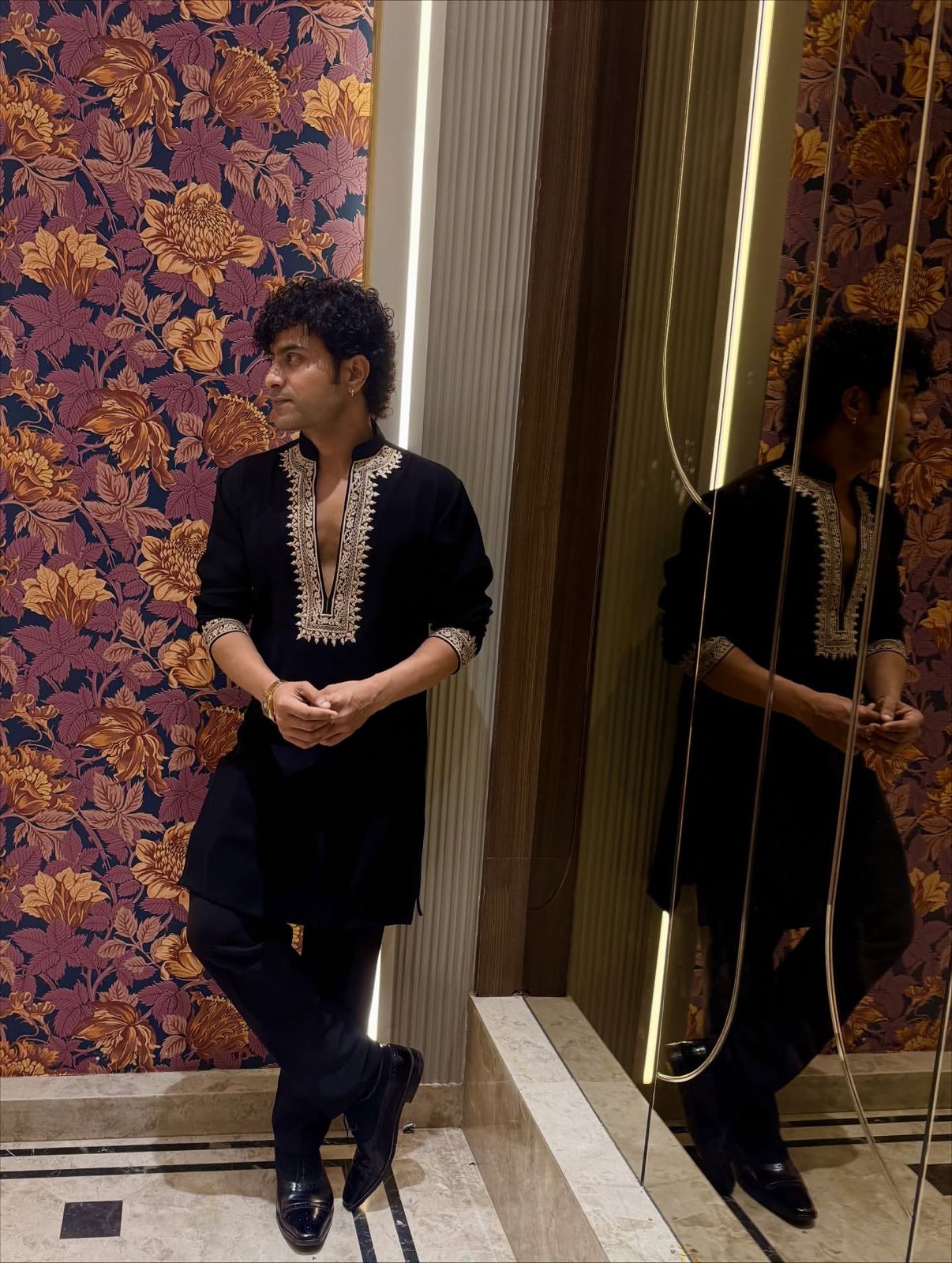 BLACK EMBROIDERED V NECK DESIGNER KURTA PAJAMA SET