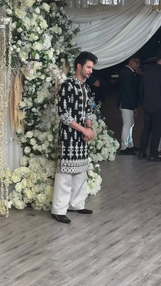 BLACK VELVAT KURTA With WHITE THERD  EMBROIDERY KURTA  PANT SET