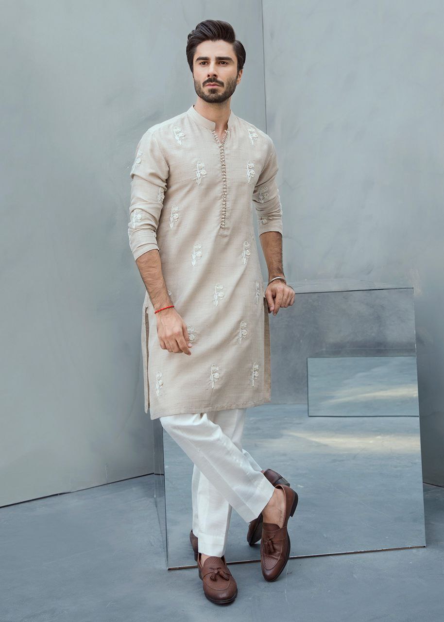 Floral Motifs Embroidered Work Men's Kurta with Pajama
