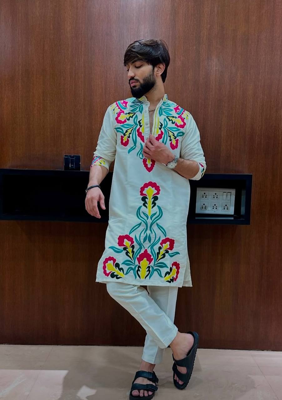 OFF WHITE NECK PRINTED KURTA PAJAMA SET