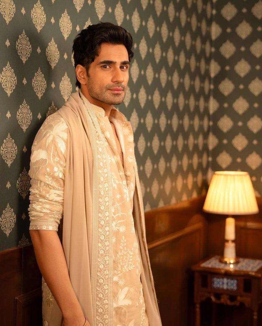 BEIGE KURTA SET WITH PANT AND DUPATTA