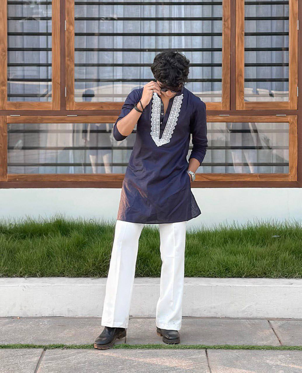 EMBROBLUE V NECK EMBROIDERED THRED KURTA WITH PAJAMA