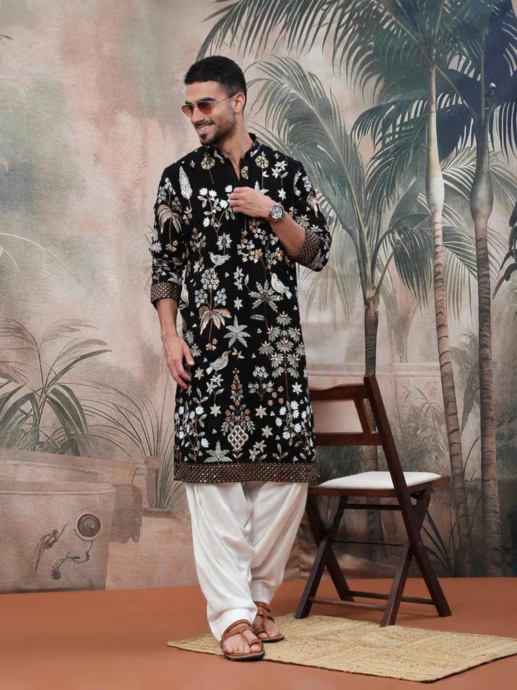 MEN'S EMBROIDERED BLACK  KURTA PANT SET