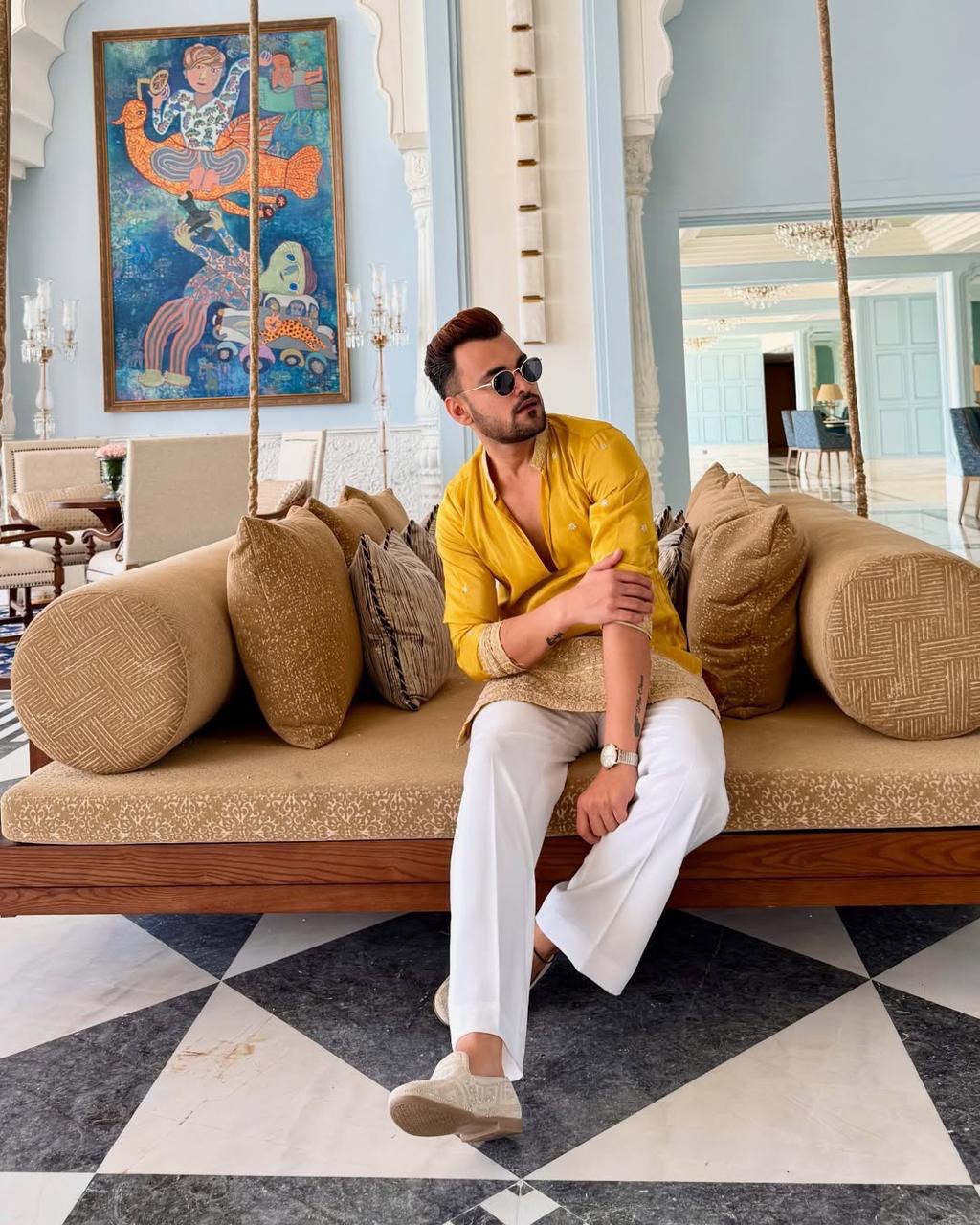 YELLOW JARI EMBROIDERED WORK KURTA PANT SET